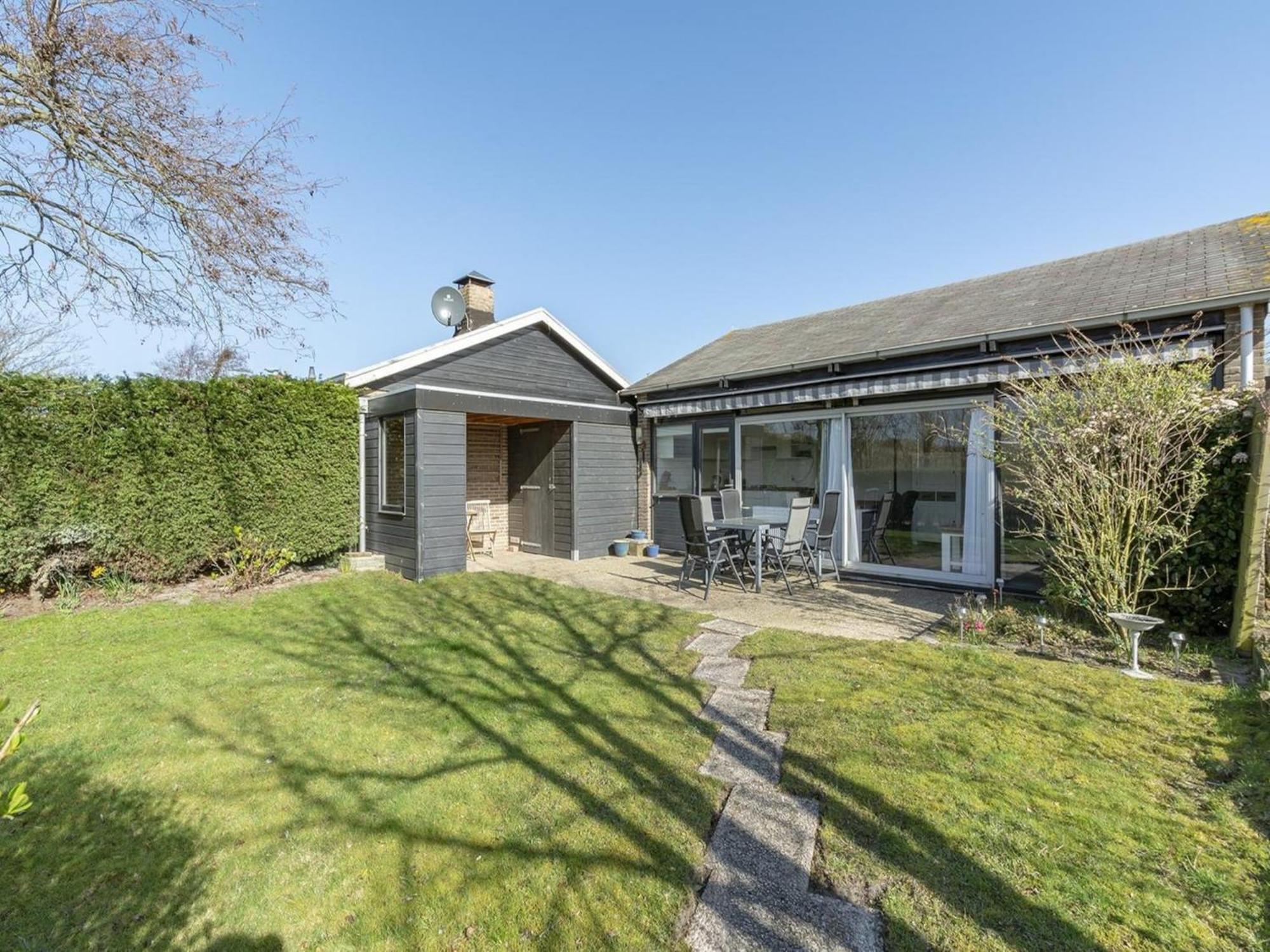 Exquisite Bungalow By The Sea Sint Maartensvlotbrug Esterno foto