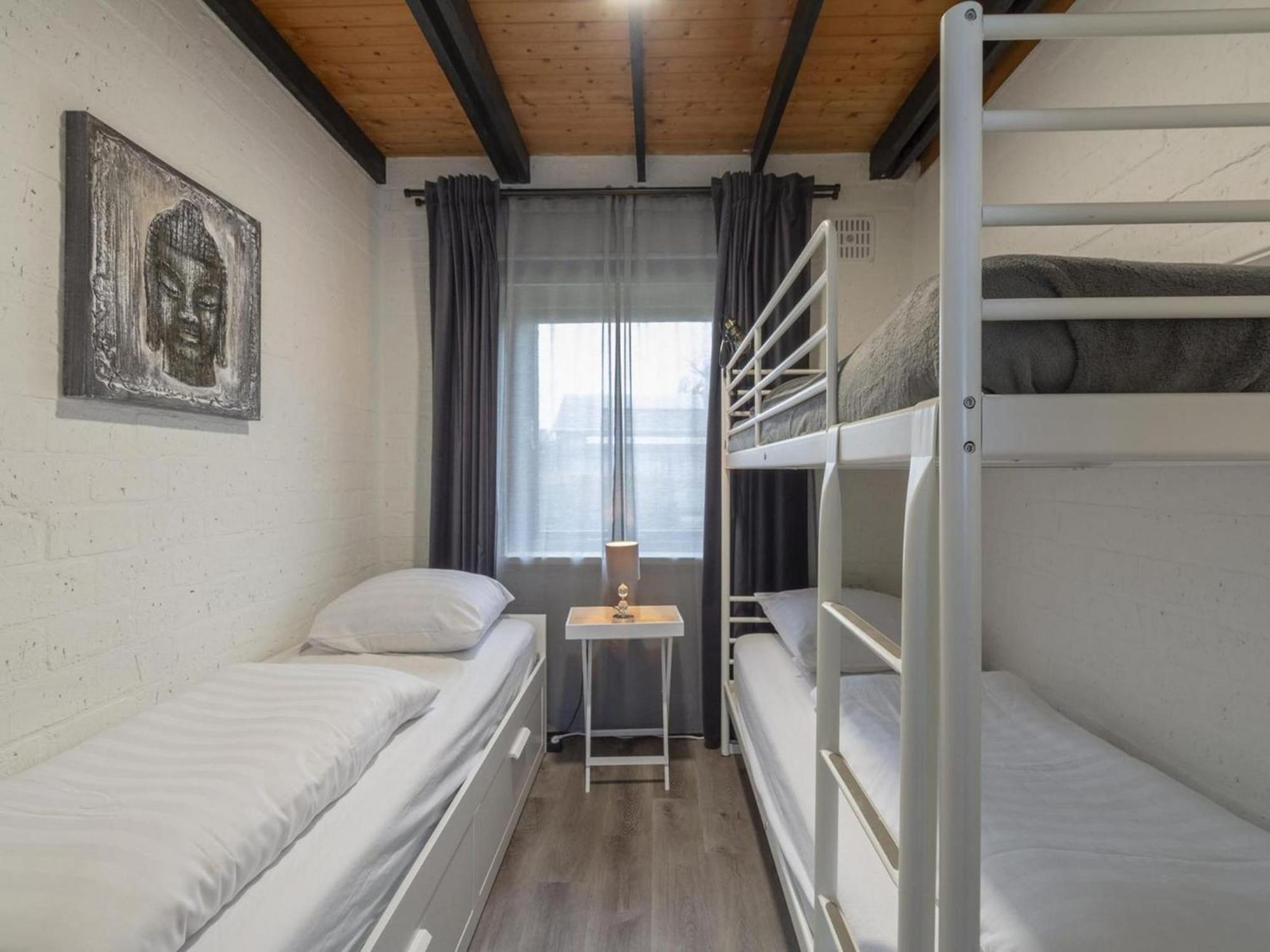 Exquisite Bungalow By The Sea Sint Maartensvlotbrug Esterno foto